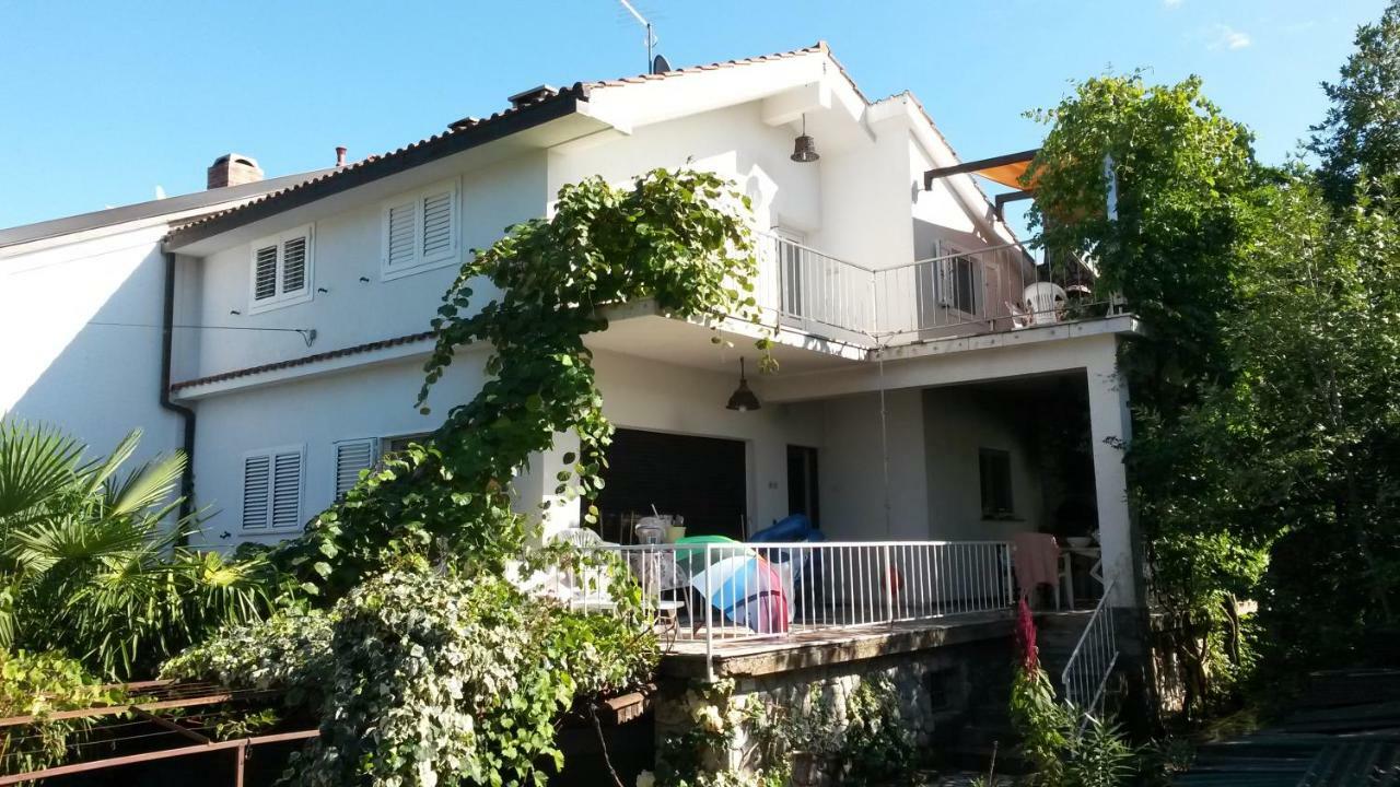 Apartmani Rasan Malinska Exterior foto